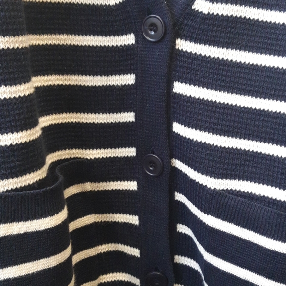 COPY - NWOT 💗 J. CREW Navy Striped Cardigan - Picture 4 of 16
